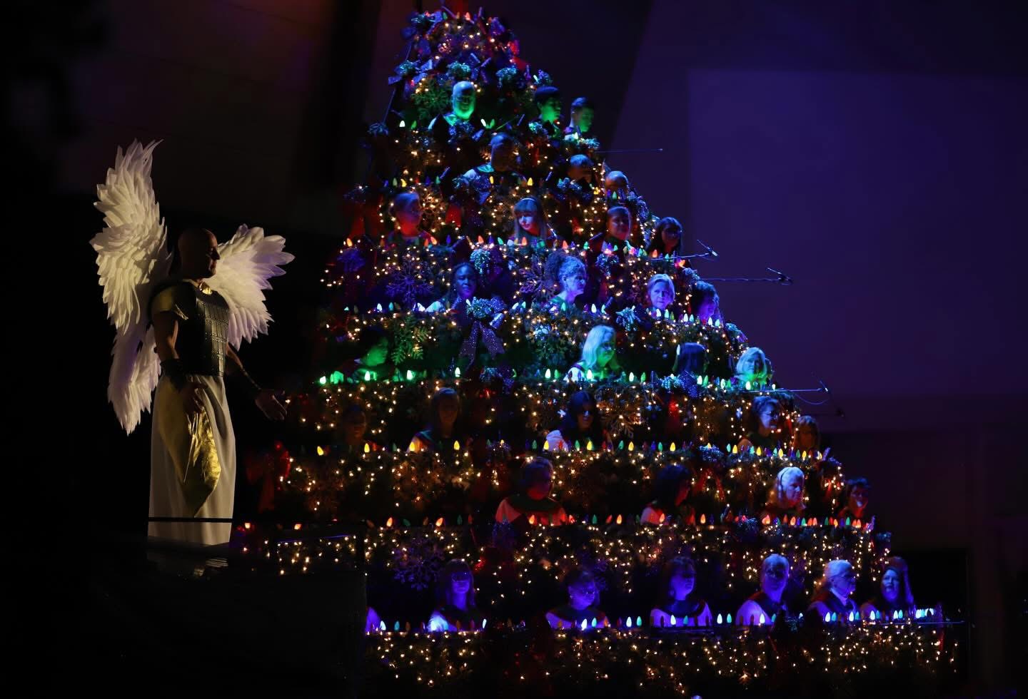Singing Christmas Tree